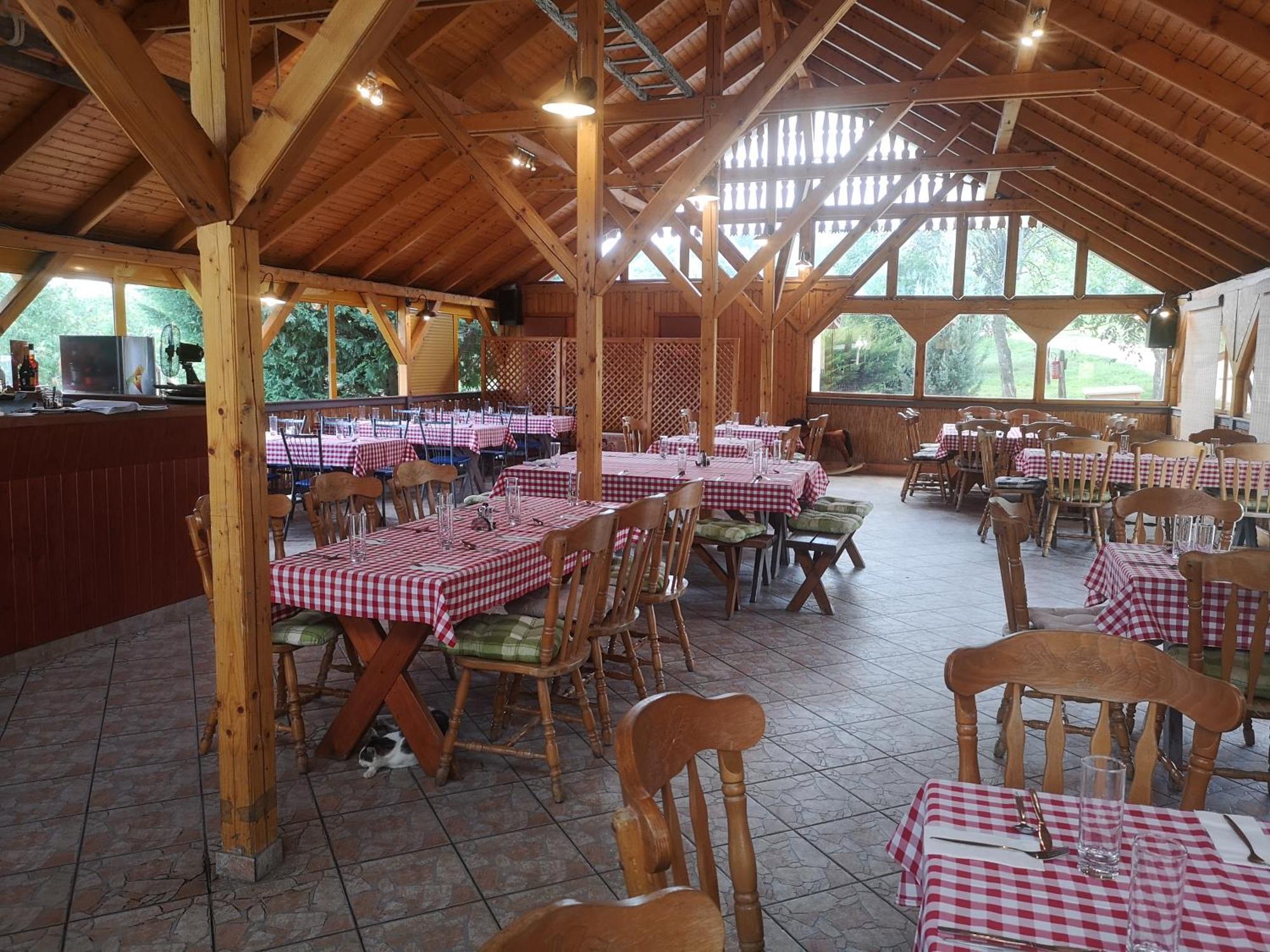 Pilisi Lovas Major, Dorog B&B 외부 사진